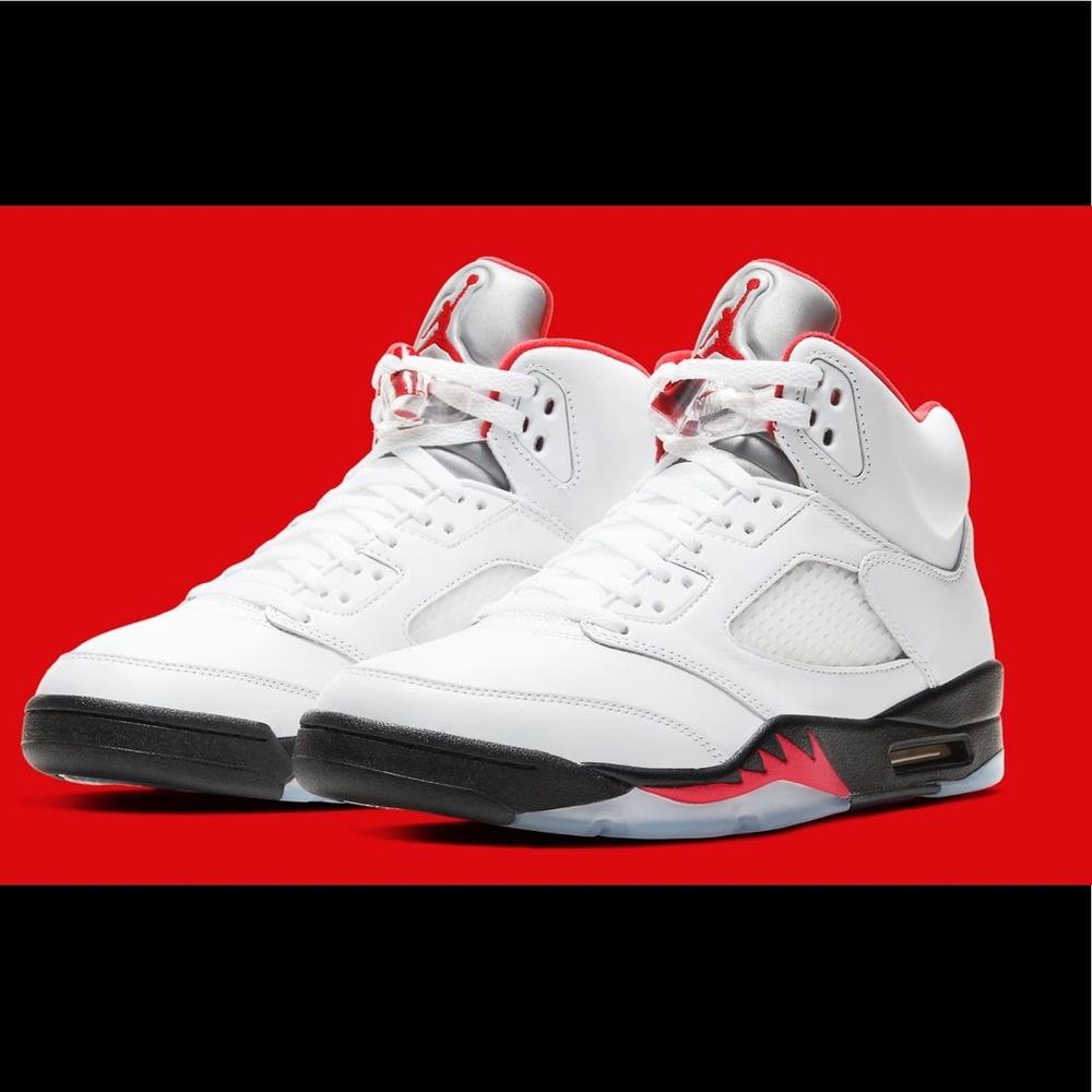 Jordan Fire Red 5’s DeadStock